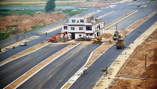 Fig. 5 . Cruce de proyecto vial con predio edificado existente. Fuente: descubretumundo.net
